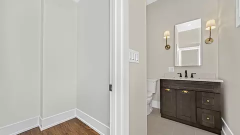 Bath - 230 Forest Ave, River Forest, IL 60305 photo 1 of 3