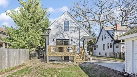 Exterior - 230 Forest Ave, River Forest, IL 60305 photo 8 of 8