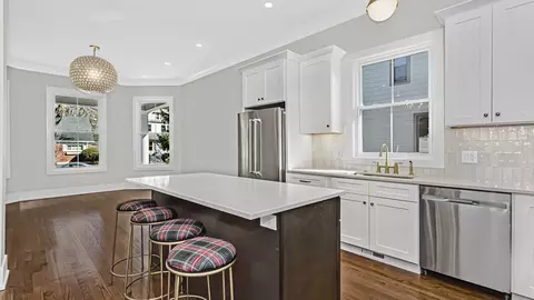 Kitchen - 230 Forest Ave, River Forest, IL 60305 photo 3 of 5