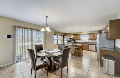 Dining - 20108 Aegina Dr, Olympia Fields, IL 60461 photo 2 of 2