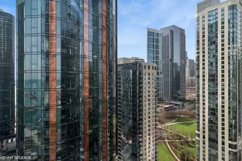 450 E Waterside Dr #2204, Chicago, IL 60601 photo 15