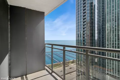 450 E Waterside Dr #2204, Chicago, IL 60601 photo 12