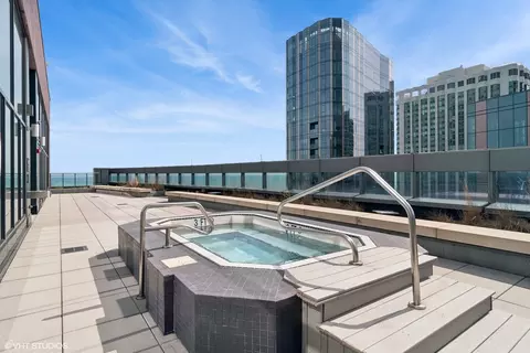 450 E Waterside Dr #2204, Chicago, IL 60601 photo 17