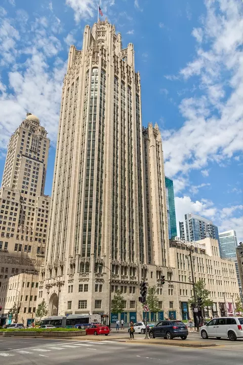 435 N Michigan Ave #1014, Chicago, IL 60611