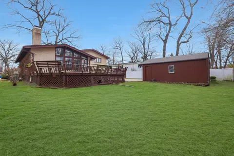 Exterior - 110 N Hickory Ave, Bartlett, IL 60103 photo 7 of 10