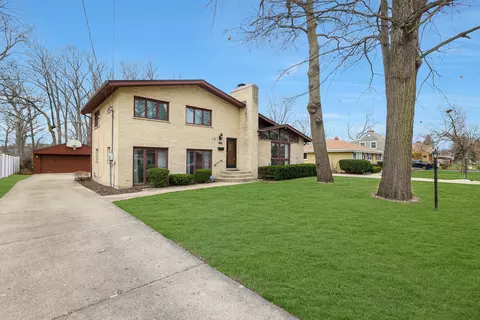 Exterior - 110 N Hickory Ave, Bartlett, IL 60103 photo 2 of 10