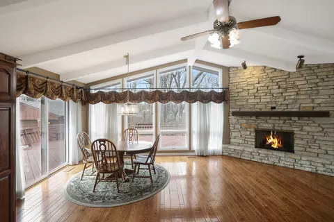 Dining - 110 N Hickory Ave, Bartlett, IL 60103 photo 1 of 3