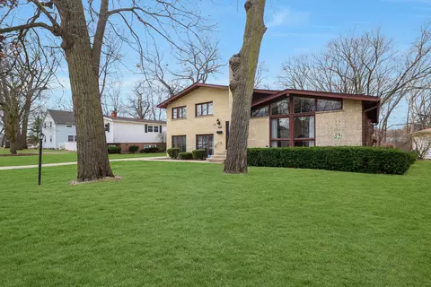 Exterior - 110 N Hickory Ave, Bartlett, IL 60103 photo 9 of 10