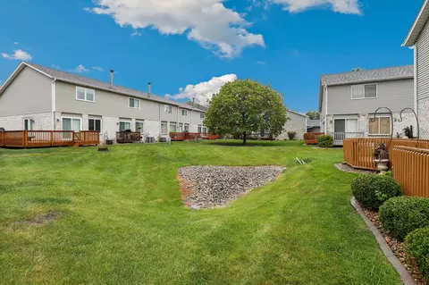 Exterior - 8050 Daniel Dr, Justice, IL 60458 photo 3 of 3
