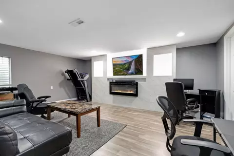 Other - 8050 Daniel Dr, Justice, IL 60458 photo 3 of 4