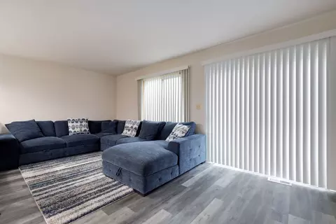Living - 8050 Daniel Dr, Justice, IL 60458 photo 1 of 2