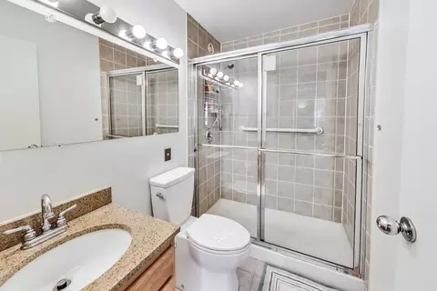 211 E Ohio St #1516, Chicago, IL 60611 photo 21