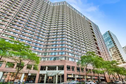 211 E Ohio St #1516, Chicago, IL 60611