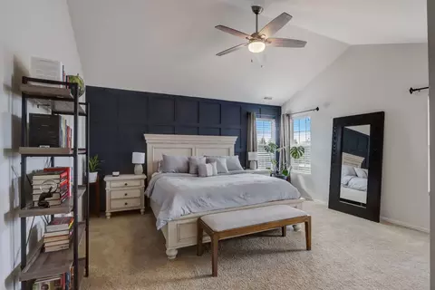 Bedroom - 2714 Evergreen Cir, Mchenry, IL 60050 photo 2 of 6