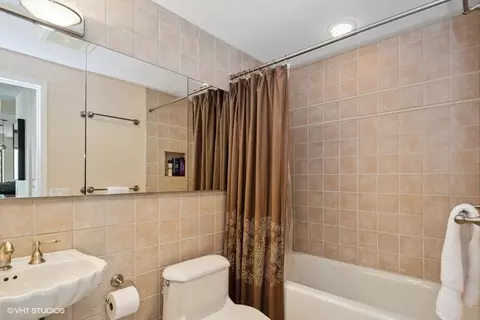 Bath - 100 E Huron St #2602, Chicago, IL 60611 photo 2 of 2