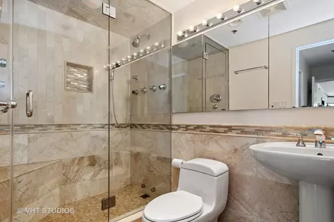 Bath - 100 E Huron St #2602, Chicago, IL 60611 photo 1 of 2