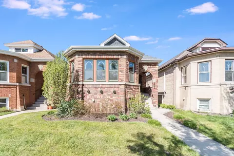 3808 Kenilworth Ave, Berwyn, IL 60402