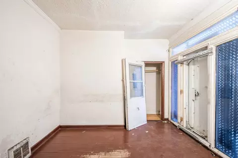 2742 E 84th St, Chicago, IL 60617 photo 4