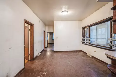 2742 E 84th St, Chicago, IL 60617 photo 9