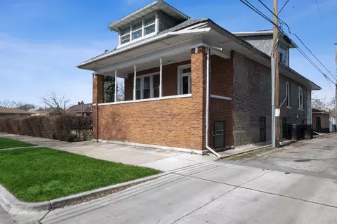 2742 E 84th St, Chicago, IL 60617 photo 3
