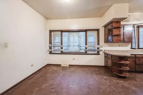 2742 E 84th St, Chicago, IL 60617 photo 8