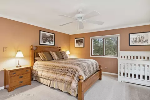 Bedroom - 249 Park Ave, Wheeling, IL 60090 photo 3 of 3