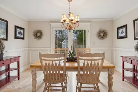 Dining - 249 Park Ave, Wheeling, IL 60090 photo 1 of 1
