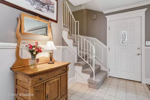 Entry Way - 249 Park Ave, Wheeling, IL 60090 photo 1 of 1