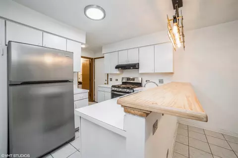 Kitchen - 1135 Stillwater Rd, Elgin, IL 60120 photo 2 of 2