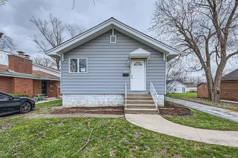 115 N Rebecca St, Glenwood, IL 60425