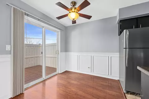 1675 Cornell Dr, Hoffman Estates, IL 60169 photo 8