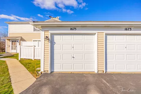 1675 Cornell Dr, Hoffman Estates, IL 60169 photo 4