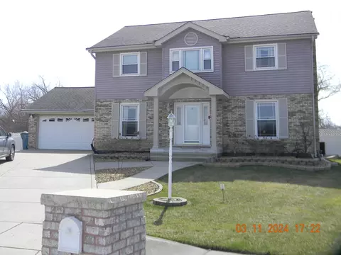 10841 S Christa Ct S, Palos Hills, IL 60465