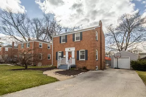 416 N Main St, Mount Prospect, IL 60056 photo 3
