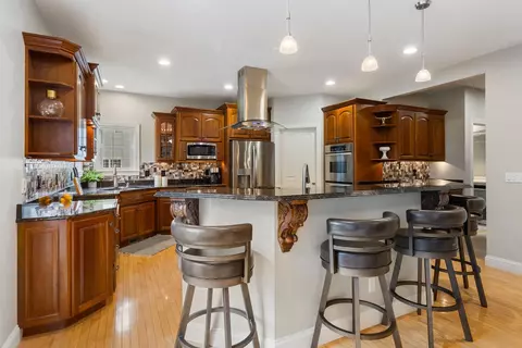 Kitchen - 2711 Windward Blvd, Champaign, IL 61821 photo 2 of 7