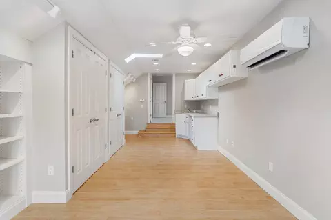 Entry Way - 2711 Windward Blvd, Champaign, IL 61821 photo 6 of 9