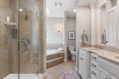 Bath - 2711 Windward Blvd, Champaign, IL 61821 photo 2 of 7