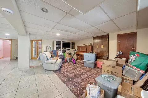 14100 Burnham Ave, Burnham, IL 60633 photo 25