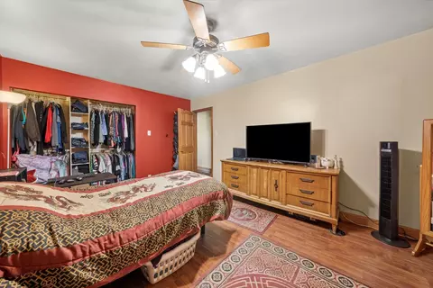 14100 Burnham Ave, Burnham, IL 60633 photo 15