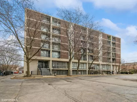 1043 S York Rd #312, Bensenville, IL 60106