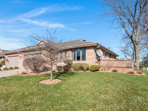 810 Archer Ln, Elwood, IL 60421