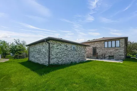 Exterior - 7932 W 80th St, Bridgeview, IL 60455 photo 2 of 2