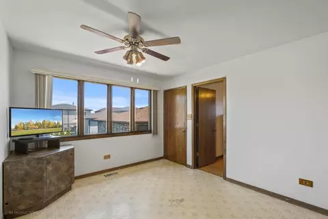 Bedroom - 7932 W 80th St, Bridgeview, IL 60455 photo 1 of 5