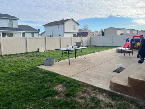 Exterior - 1904 Marina Dr, Normal, IL 61761 photo 2 of 7