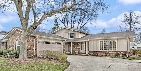 1206 W Noyes St, Arlington Heights, IL 60005