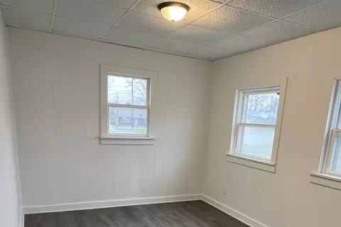 Bedroom - 816 E Joliet St, Ottawa, IL 61350 photo 1 of 3