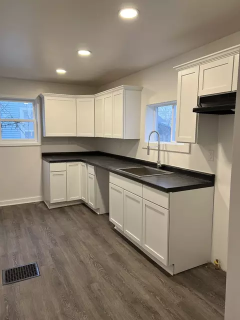 Kitchen - 816 E Joliet St, Ottawa, IL 61350 photo 1 of 1