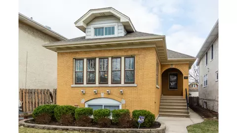 1222 N Harvey Ave, Oak Park, IL 60302