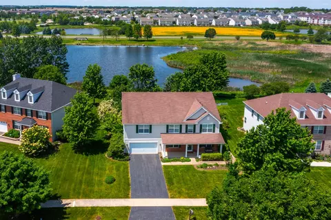 13017 Grande Poplar Cir, Plainfield, IL 60585