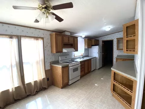 2070 Iris Ave, Belvidere, IL 61008 photo 13